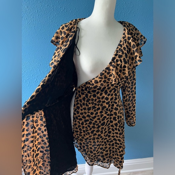 Free People Leopard Print Ruffle Collar Wrap Mini Dress Size XSmall - Picture 5 of 7